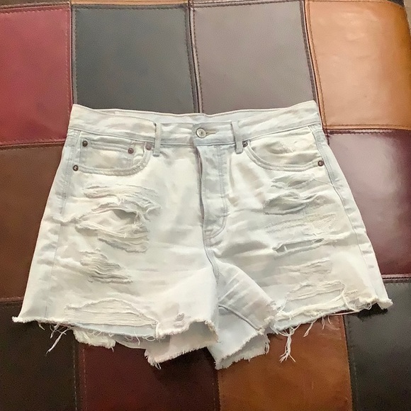 American Eagle Outfitters Pants - 2/$5. American Eagle button fly distressed shorts Sz 10